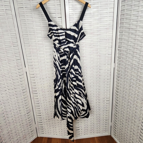 Zara Basic Zebra Dress Black White Size‎ L Sleeveless Knee Length Belt A Line - Picture 1 of 7